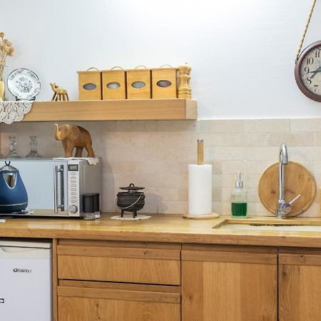 Bubas Place Хагошрим Екстериор снимка