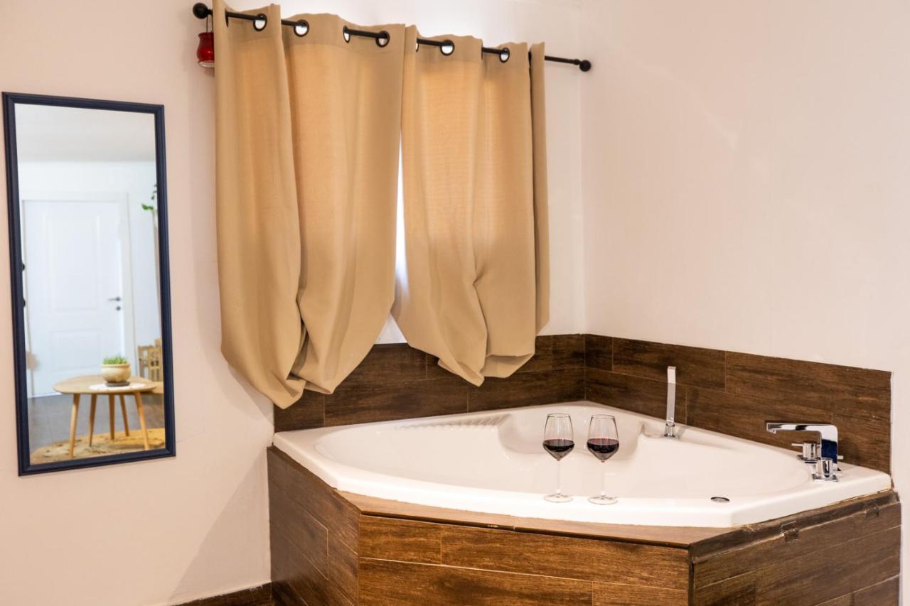 Bubas Place Хагошрим Екстериор снимка