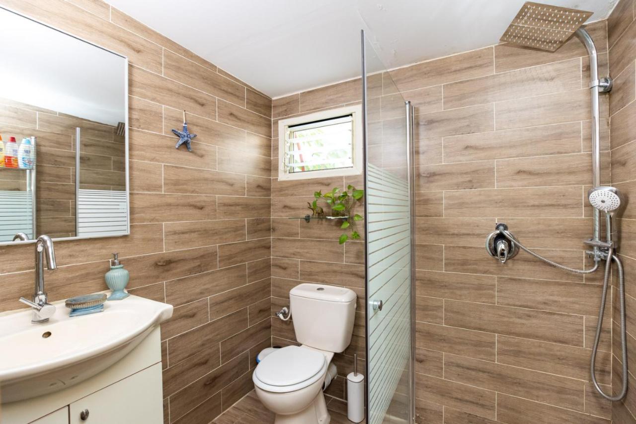 Bubas Place Хагошрим Екстериор снимка